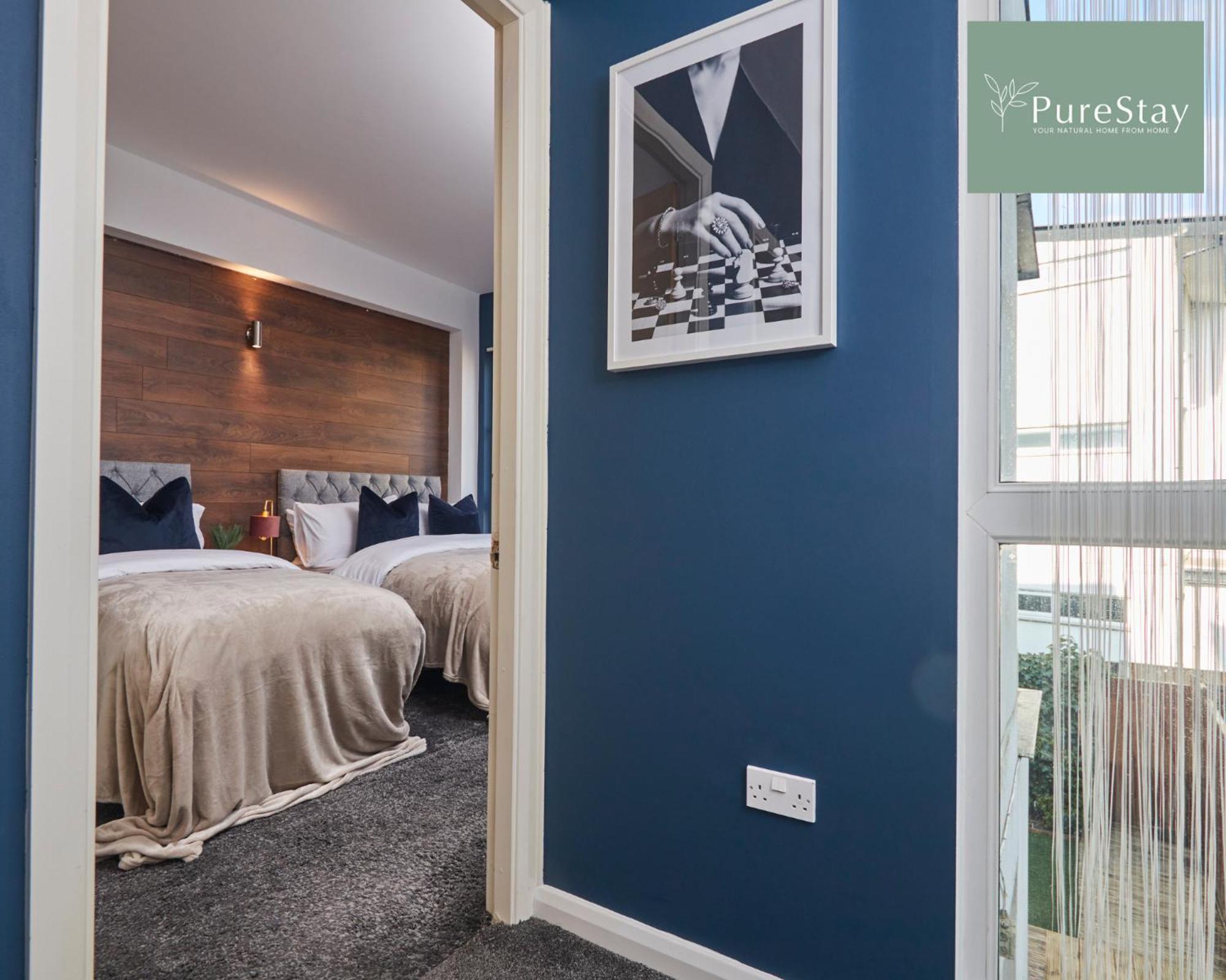Superb House Manchester Near Etihad With Free Parking Sleeps 8 Exterior photo