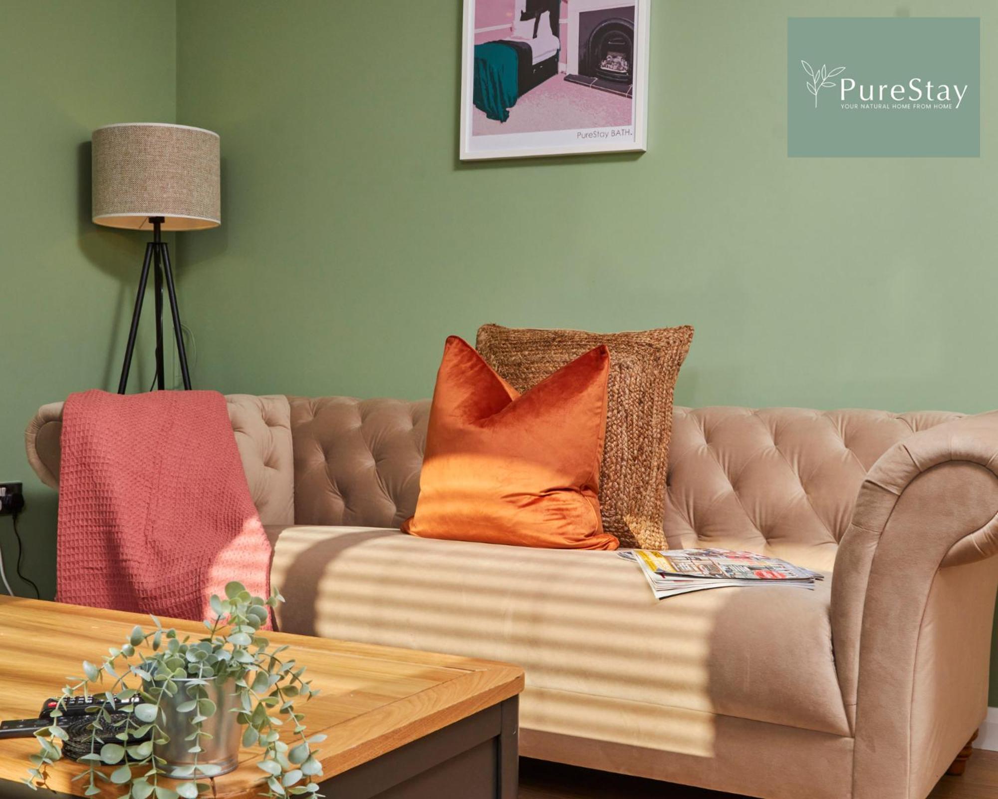 Superb House Manchester Near Etihad With Free Parking Sleeps 8 Exterior photo